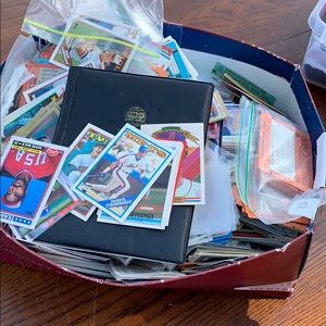 Huge lot of baseball cards